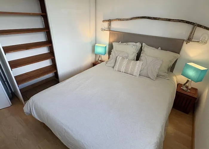 Cosy Vue Avec Terrasse Apartment *