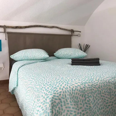 Cosy Vue Avec Terrasse